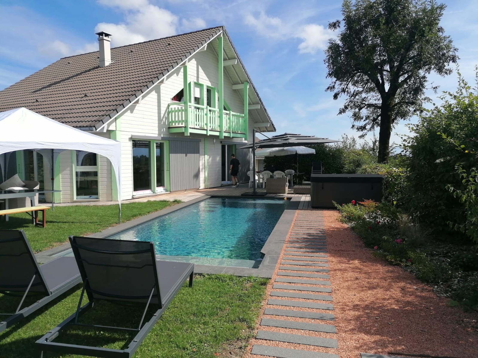 bleu ver piscines .p3